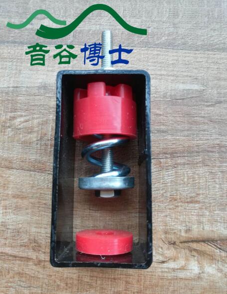 南宁吊顶减震器轻钢龙骨减振器U型阻尼弹簧隔音减震吊钩厂家